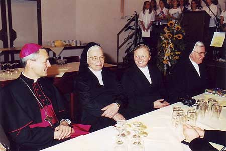 1999, Abschied